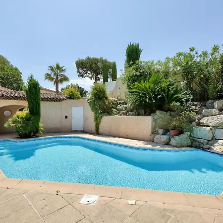 Valescure Villa *